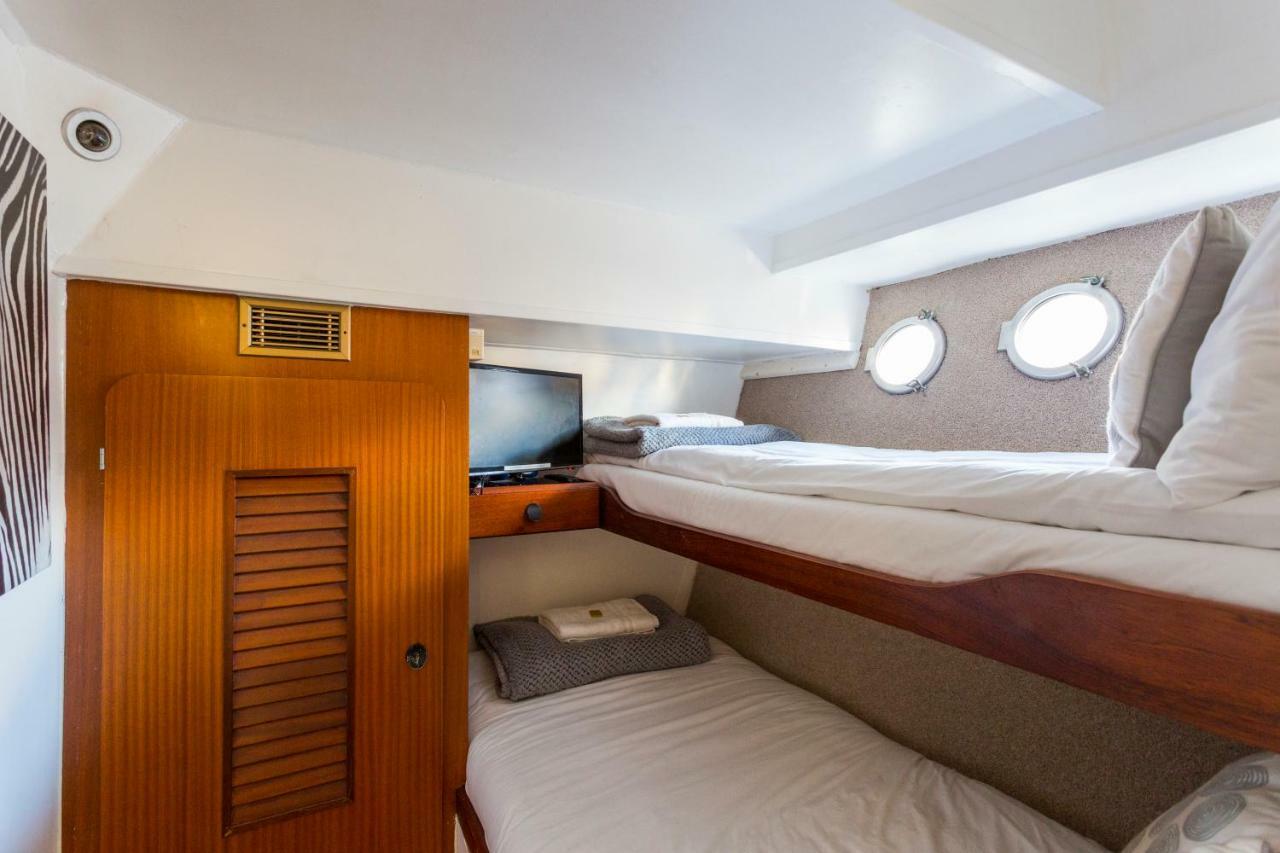 Eucala Motor Yacht Hotel East Molesey Eksteriør billede